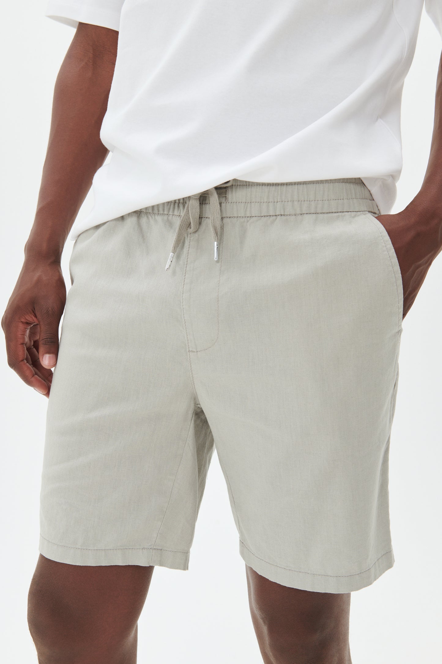 MATINIQUE - Barton Shorts in Ghost Grey