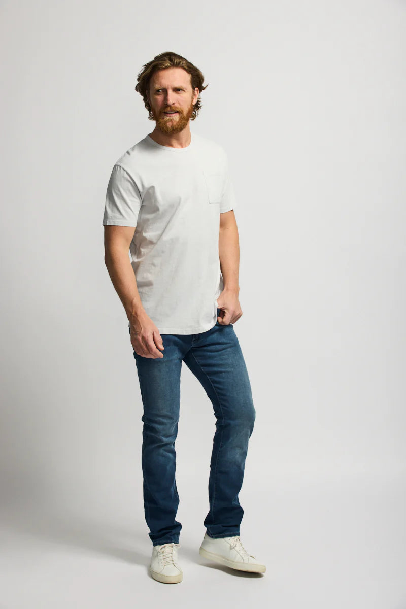 EASY MONDAYS - Slub Cotton Pocket Tee in Cloud