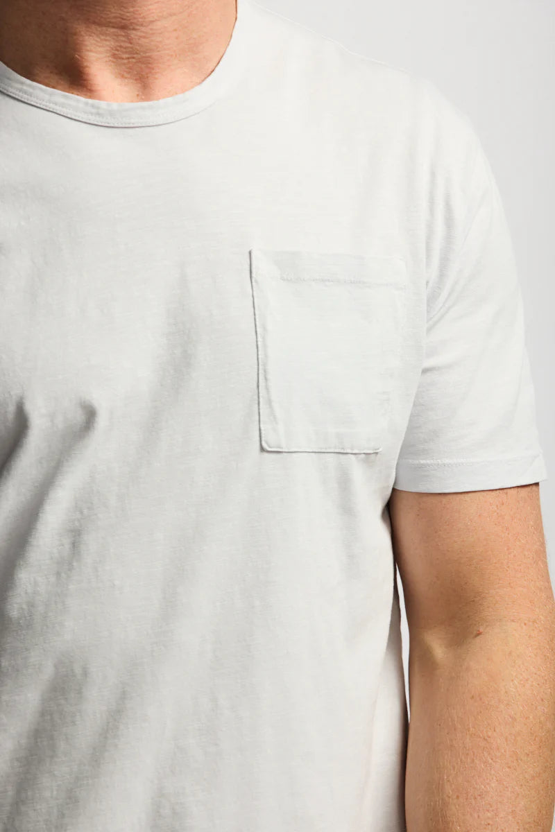 EASY MONDAYS - Slub Cotton Pocket Tee in Cloud