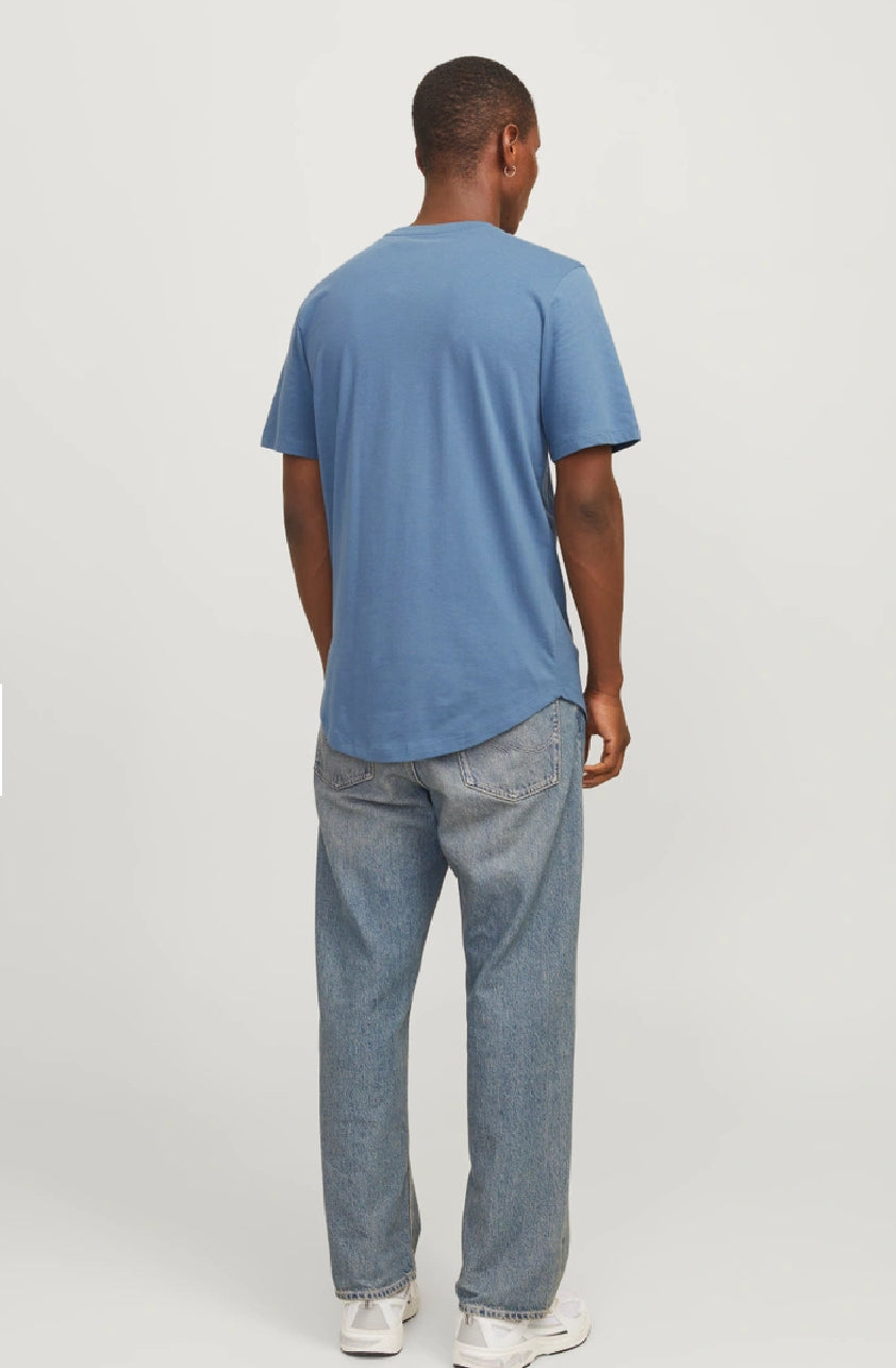 JACK & JONES - Long Line Fit Tee in Oceanview