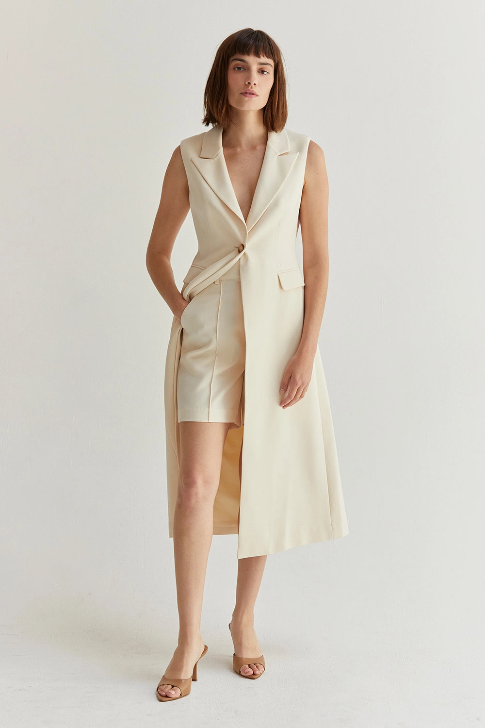 Crescent - Sleeveless along Blazer