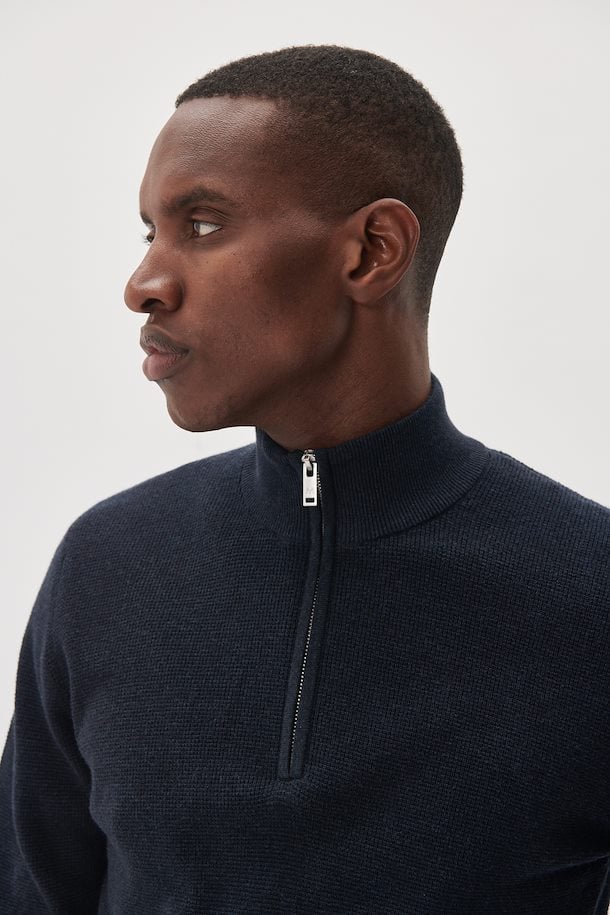 MATINIQUE - Lagoon Z Quarter Zip in Dark Navy