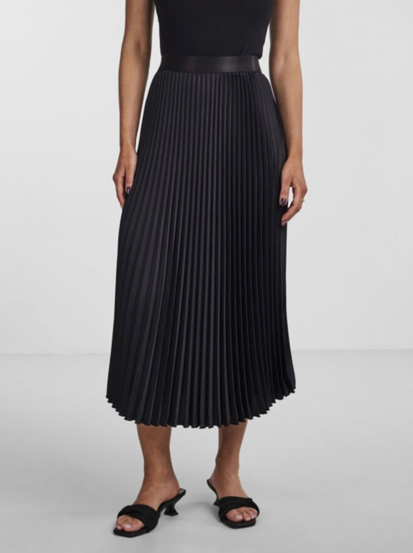 Y.A.S. - Celine Midi Skirt