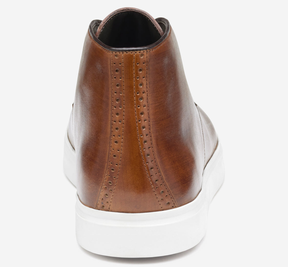 JOHNSTON & MURPHY - Brody Chukka in Brown Hand Stained