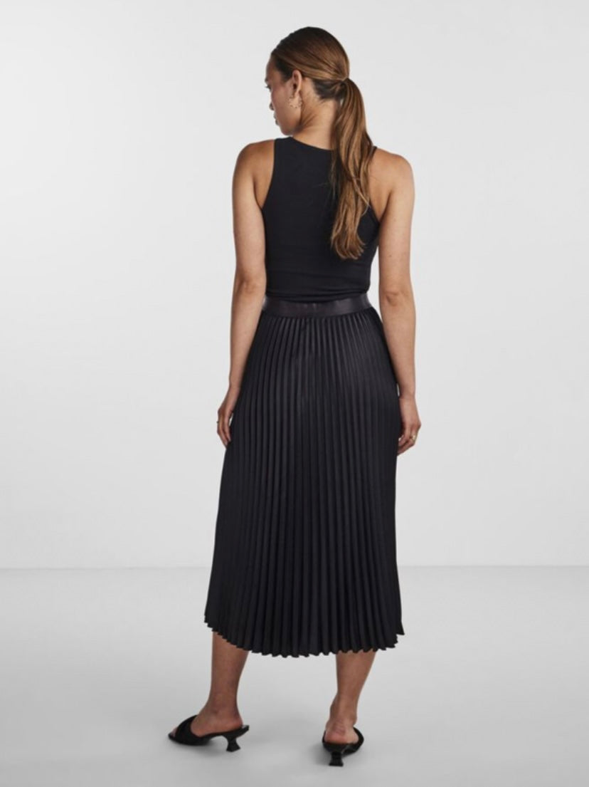 Y.A.S. - Celine Midi Skirt