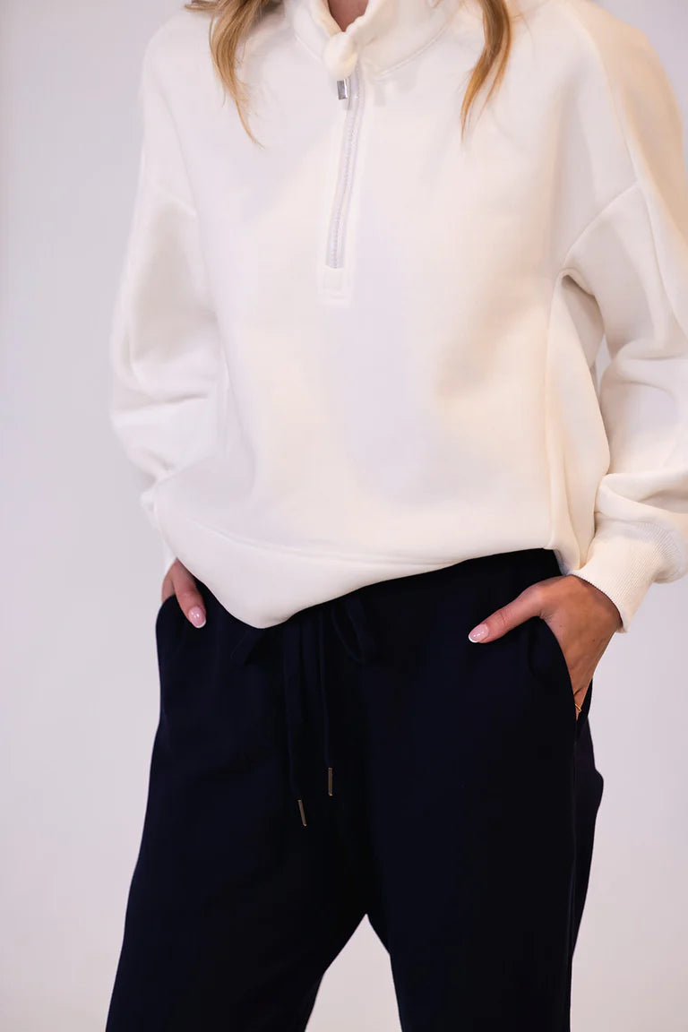 Apres Actif - Wide Leg Joggers (Black)