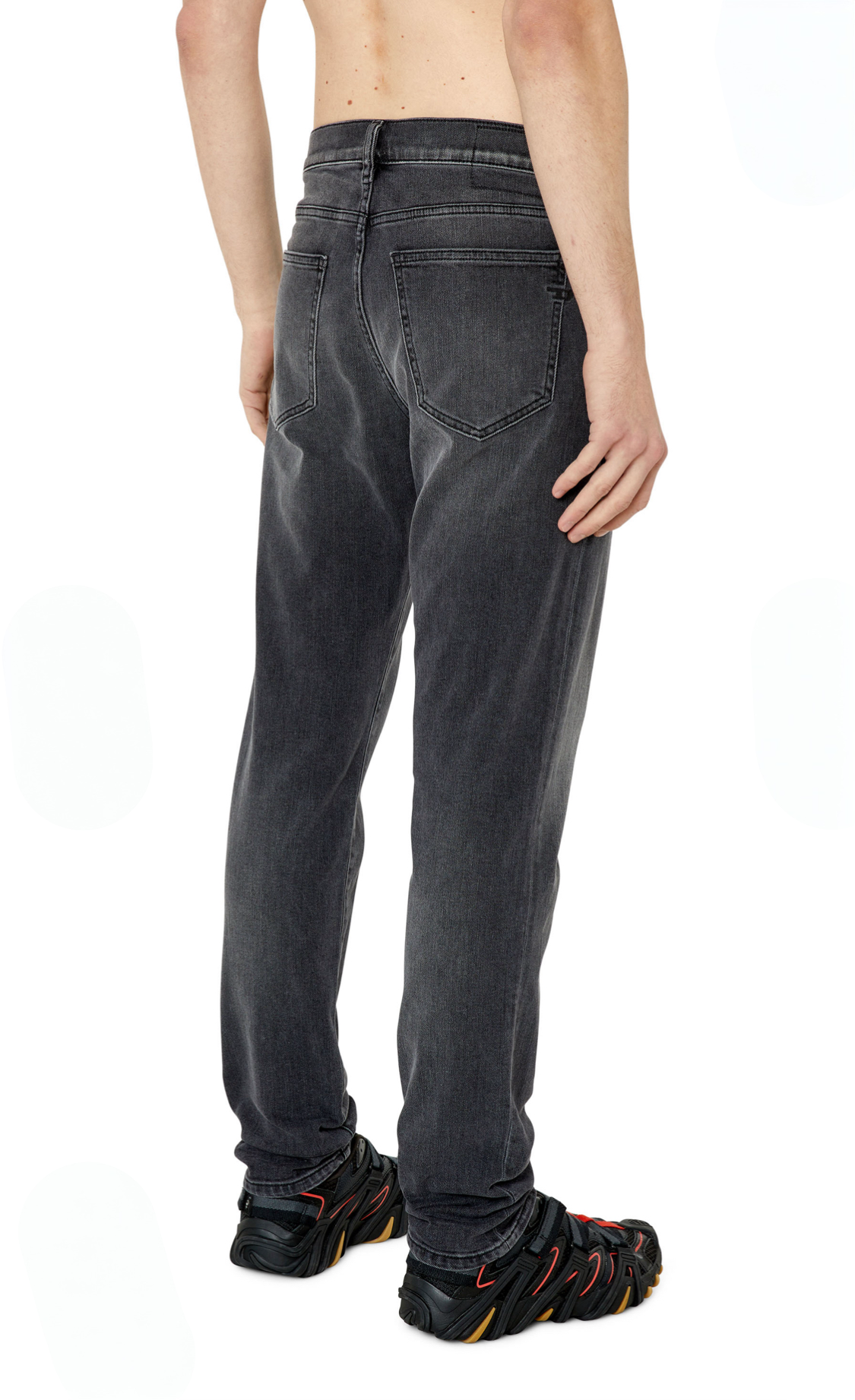 DIESEL - 2019 D-Strukt in Black 09E94