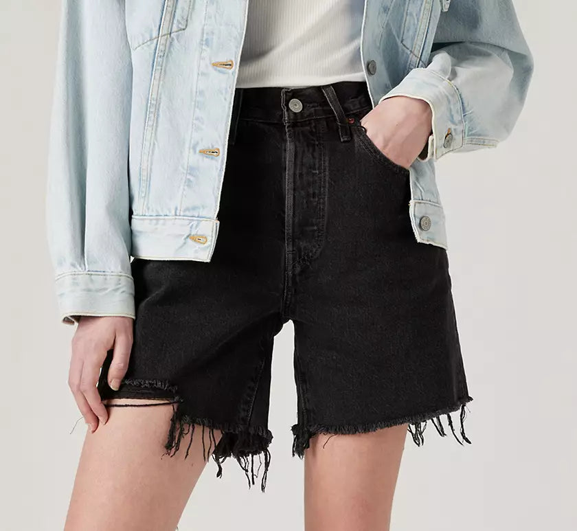 Levis - Mid Thigh Women’s Short