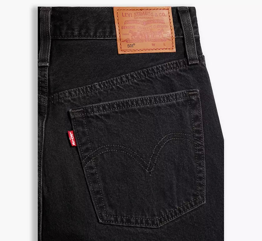 Levis - Mid Thigh Women’s Short