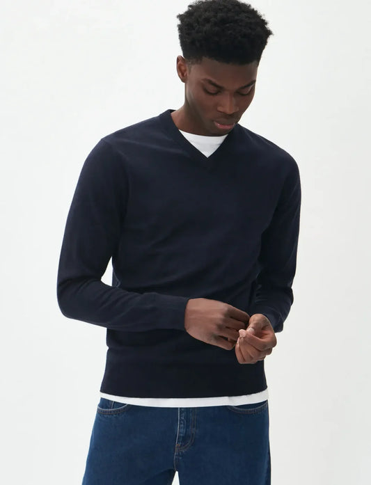 MATINIQUE - Viggo Knit V-Neck in Dark Navy Melange