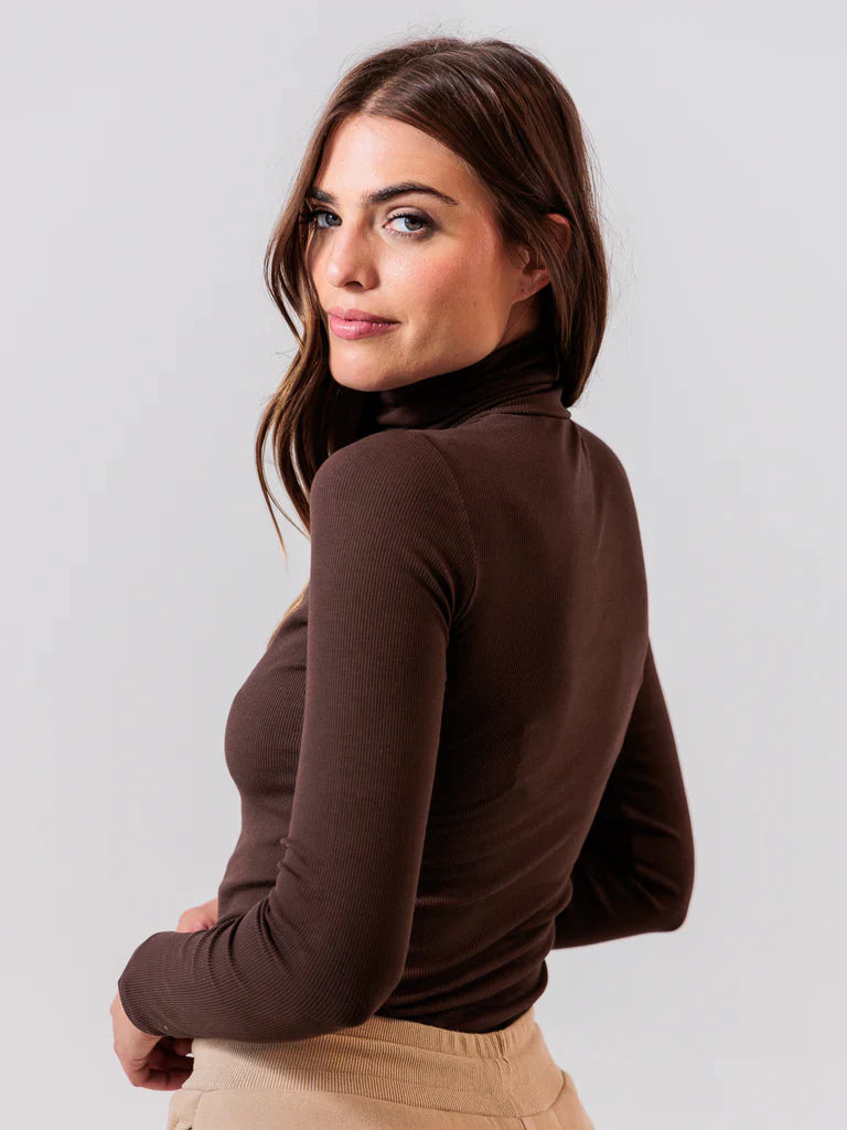 Apres Actif- Ribbed Turtleneck