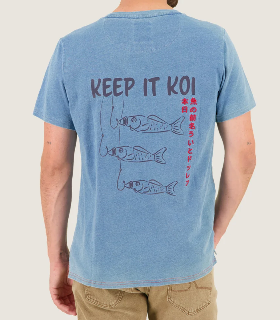 A Fish Named Fred - T-Shirt Keep It Koi - Light Blue