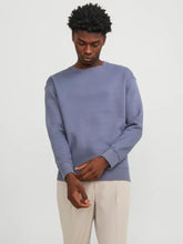 Load image into Gallery viewer, JACK &amp; JONES - JJESTAR Sweat Crew Neck
