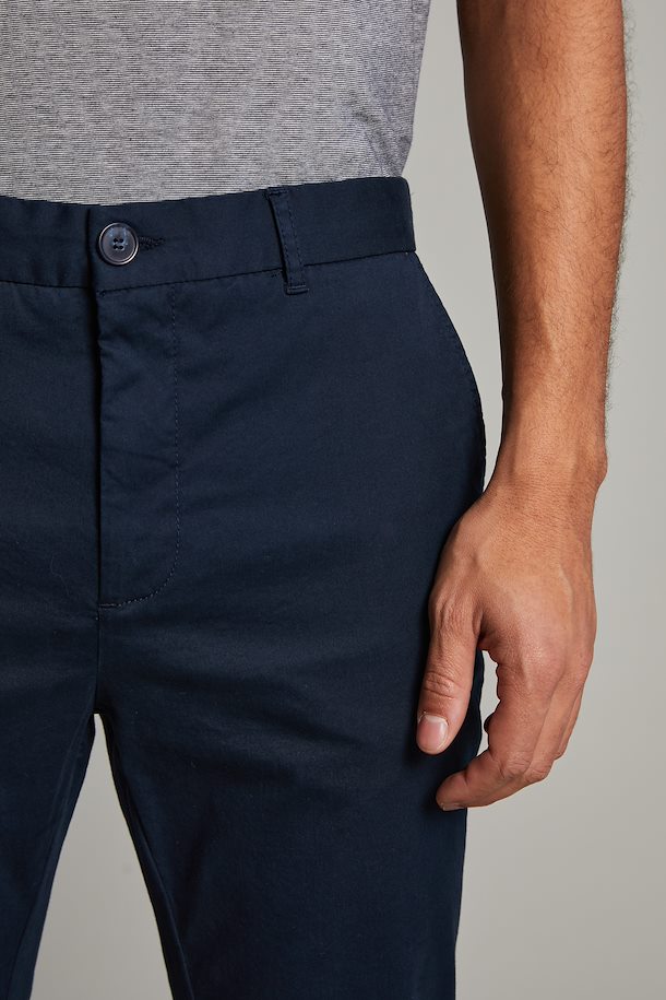 MATINIQUE - Liam Soft Chino Pants - Dark Navy 30205185